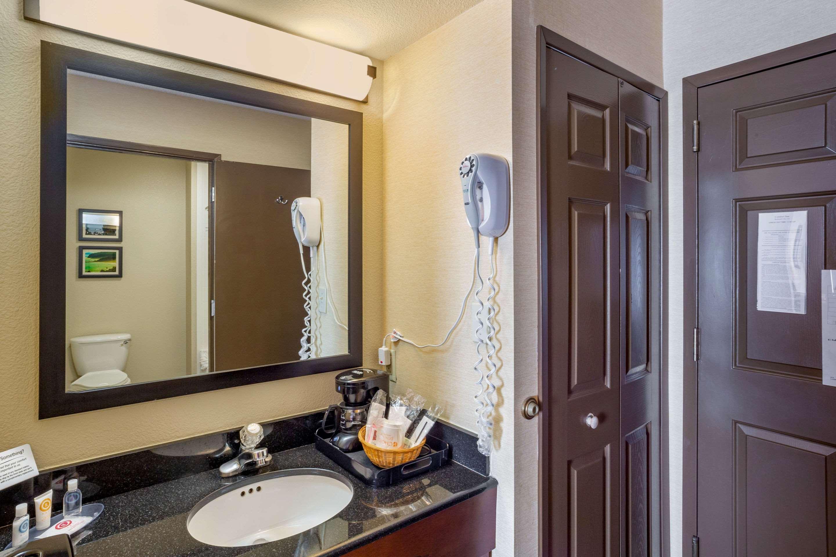 Comfort Inn רדווד סיטי מראה חיצוני תמונה