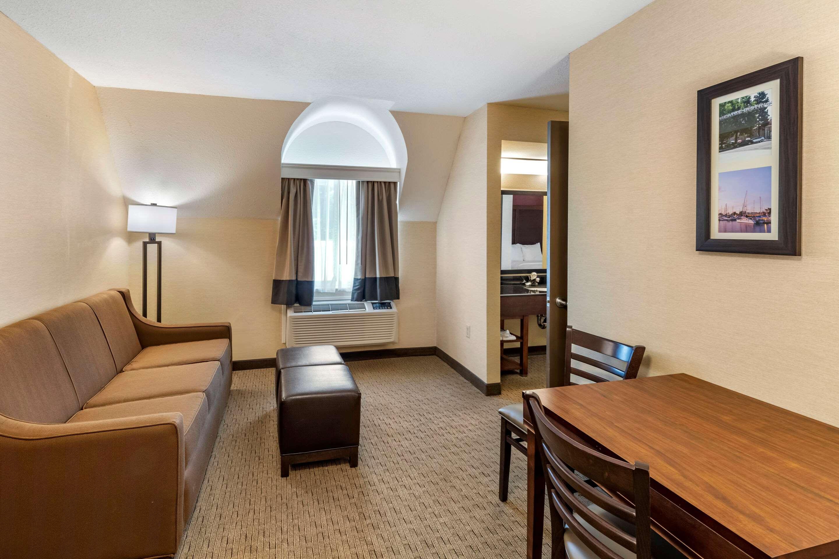 Comfort Inn רדווד סיטי מראה חיצוני תמונה