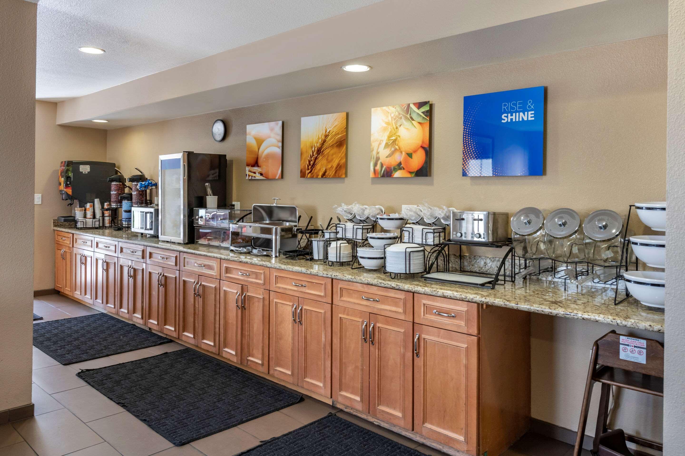 Comfort Inn רדווד סיטי מראה חיצוני תמונה