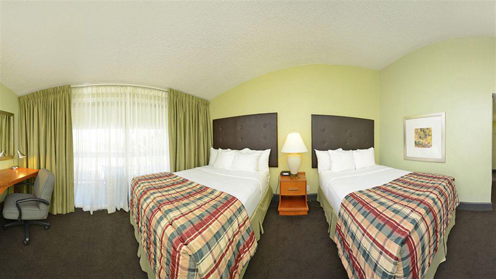 Comfort Inn רדווד סיטי מראה חיצוני תמונה